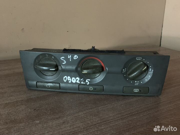 Блок управления отопителем Volvo S40