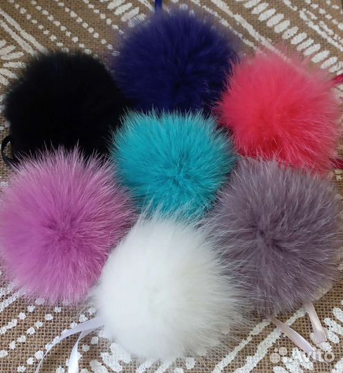 Меховые помпоны