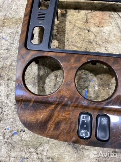 Центральная консоль Mercedes-Benz M-Class W163