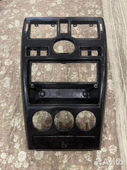 Центральная консоль приора