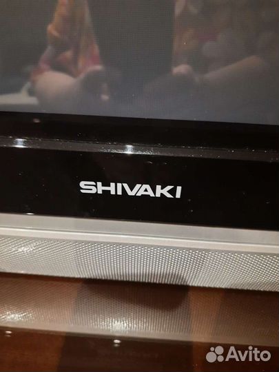 Телевизор shivaki, плазма, 32 дюйма с пультом
