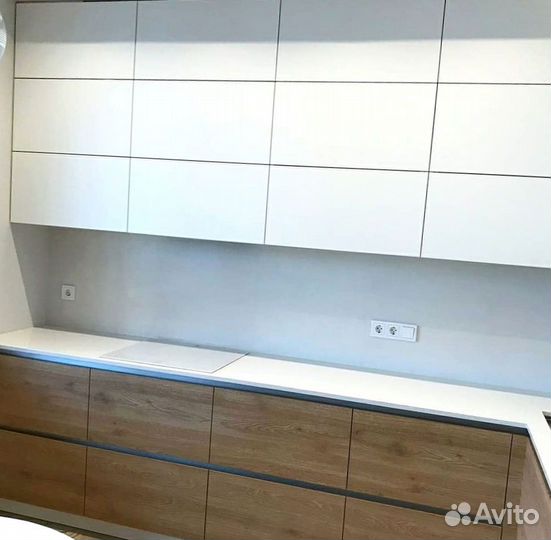 Кухня в потолок