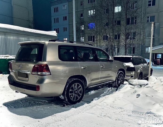 Toyota Land Cruiser 4.5 AT, 2007, 300 000 км
