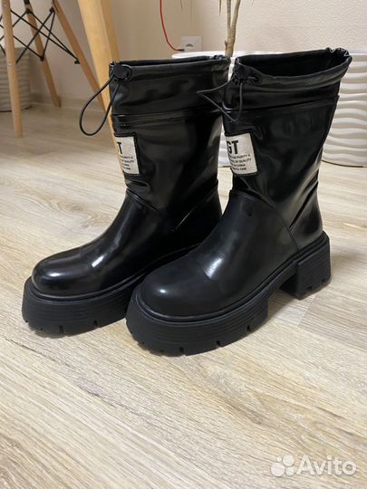 Ботинки женские весенние