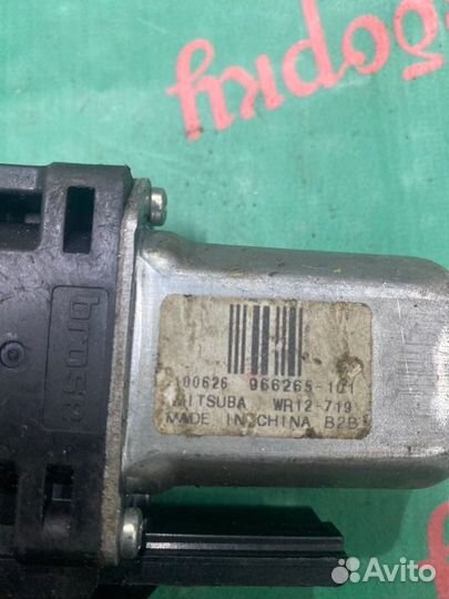 Моторчик стеклоподъемника задний левый Volvo Xc60