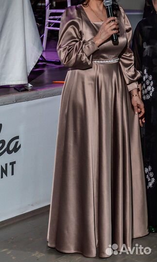 Вечернее платье