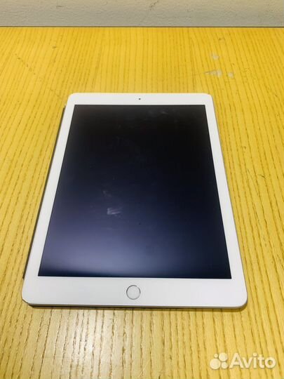 Планшет apple iPad 5-поколения