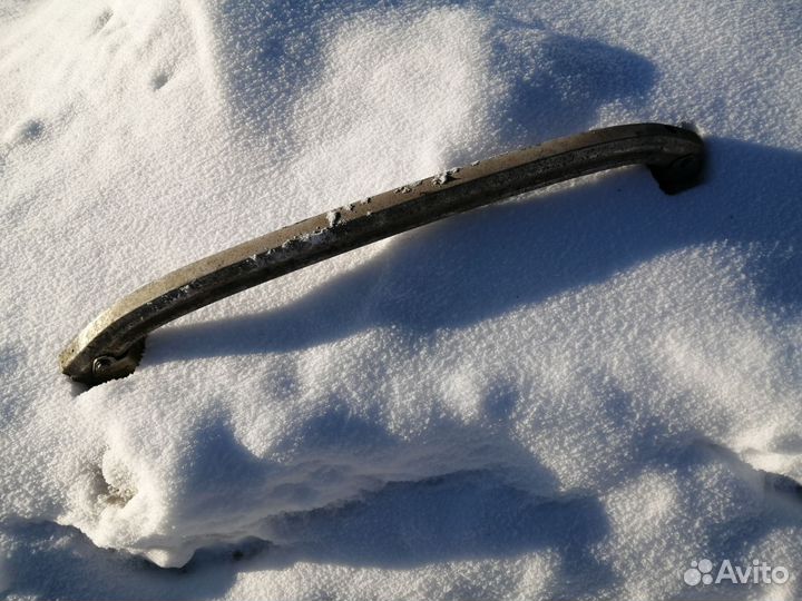 Усилитель бампера рено меган-2