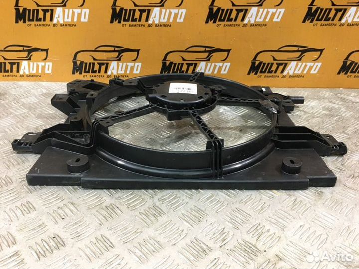 Диффузор радиатора Renault Logan 2 2014