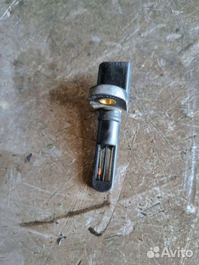 Датчик температуры впускного коллектора на Volkswa