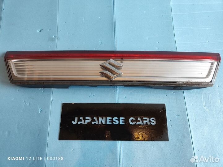 Панарама крышки багажника Suzuki Solio