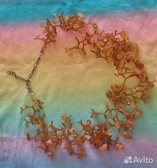 Колье с сердоликом