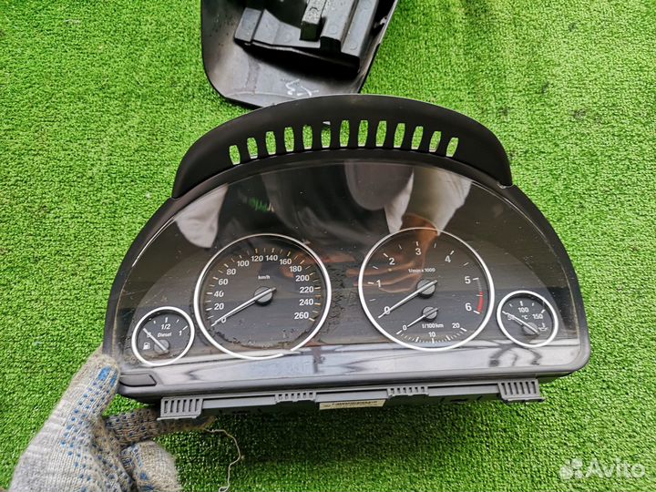 Щиток приборов на BMW X3 F25 10-17 дизель