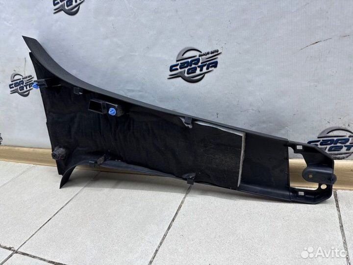 Обшивка стойки левая Лада Х-Ray 21179 2016