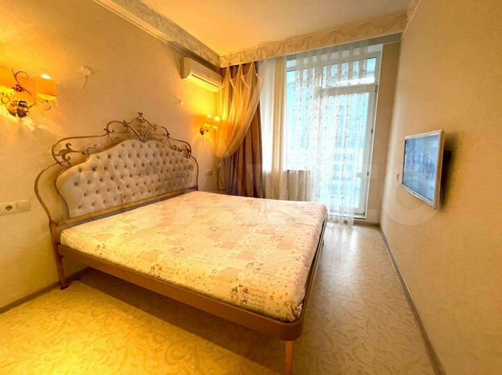 2-к. квартира, 52 м², 4/14 эт.