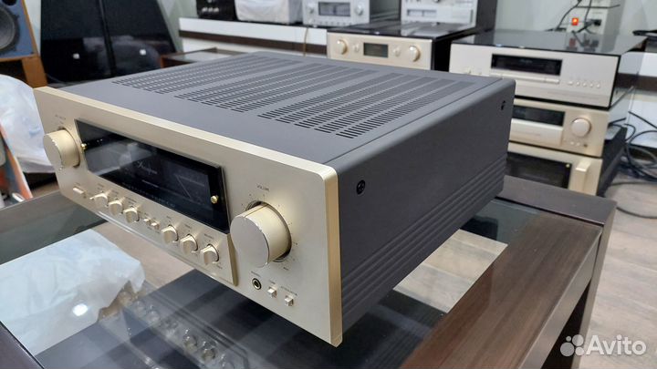 Accuphase E-407