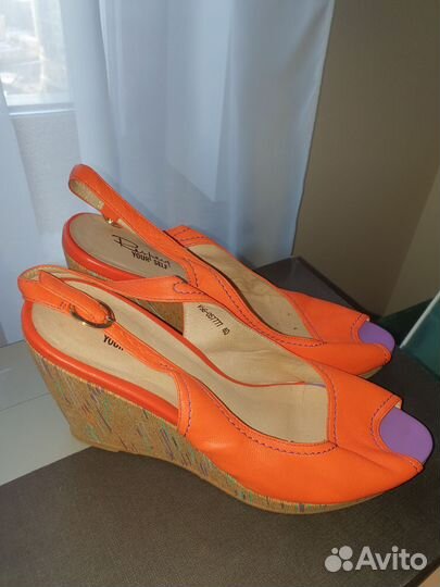 Босоножки женские 39 размер