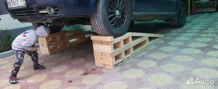 Эстакада для автомобиля