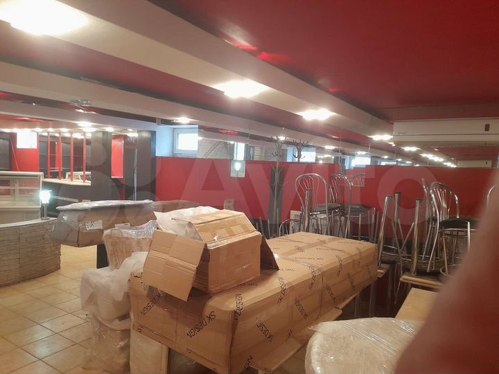 Произв. помещение- столовая, кафе, кухня, S-74 м²