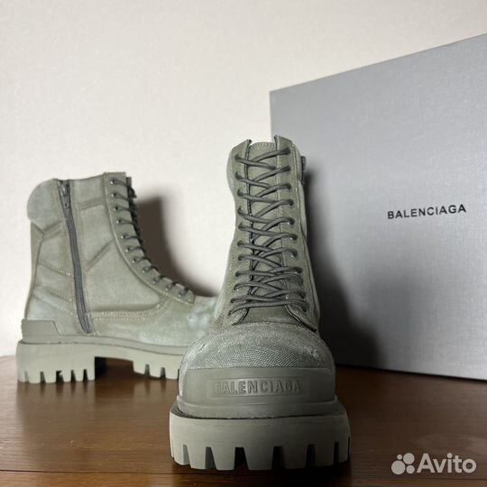 Balenciaga strike в наличии