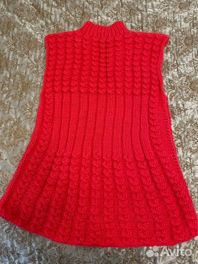 Безрукавка женская шерсть ручная работа