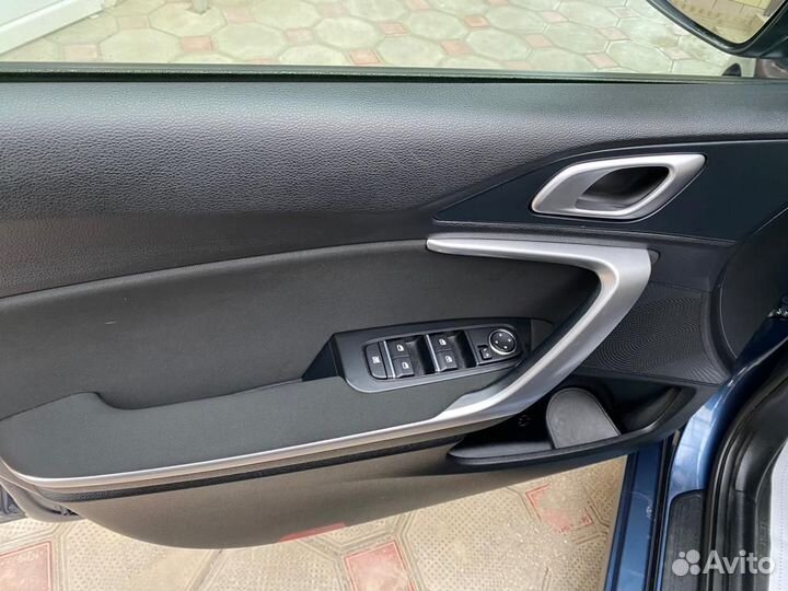 Kia Ceed 1.6 AT, 2019, 85 000 км