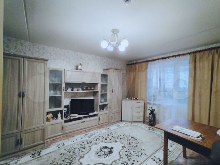 1-к. квартира, 44 м², 2/10 эт.