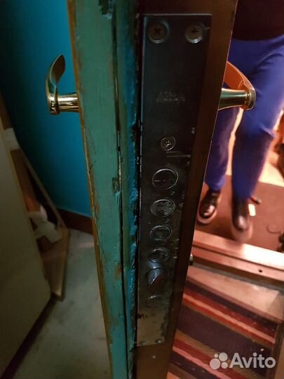 Аварийное вскрытие замков 24