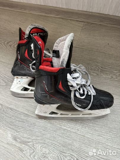 Хоккейные коньки bauer