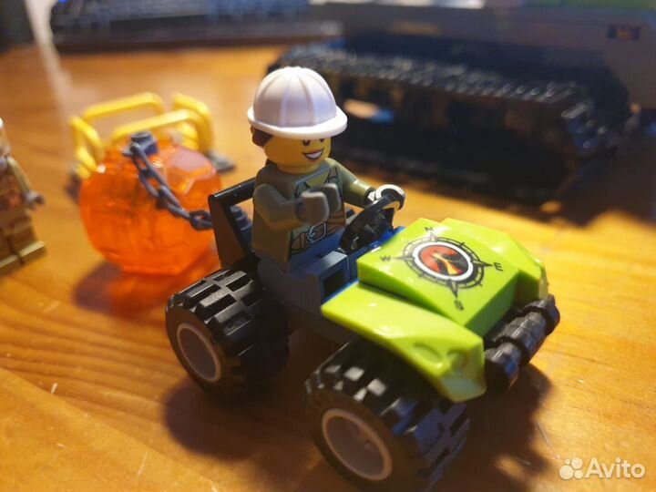 Lego City 60122 Вездеход исследователей вулканов