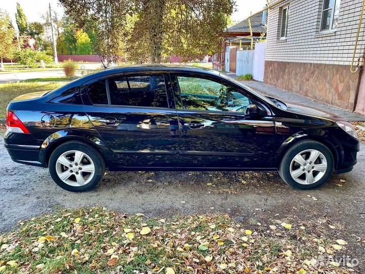 Opel Astra 1.8 AT, 2008, 187 200 км