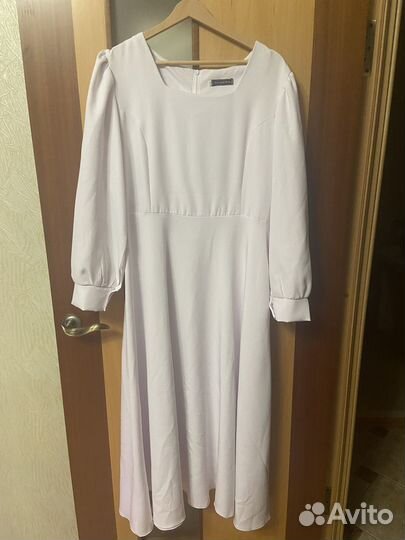 Платье белое