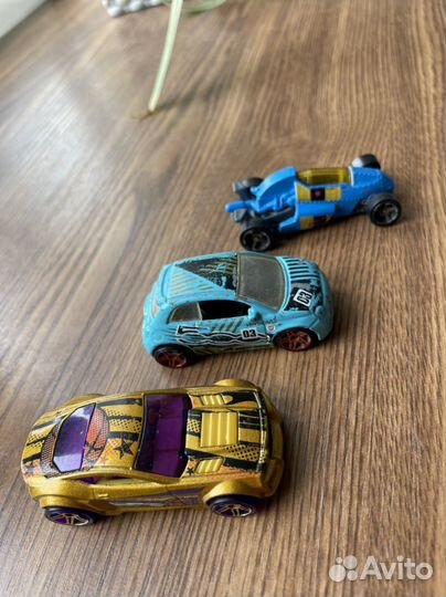 Hot wheels машинки