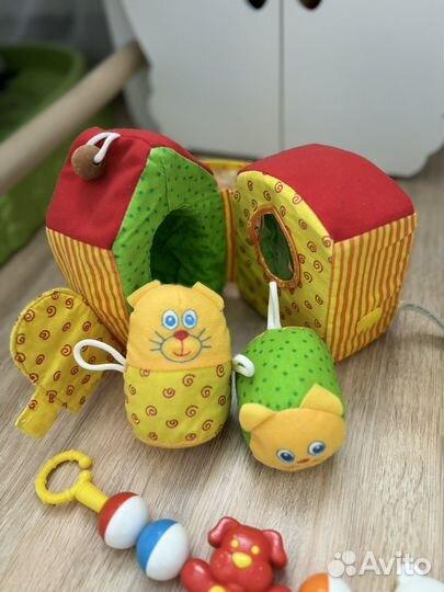 Развивающие игрушки для малышей