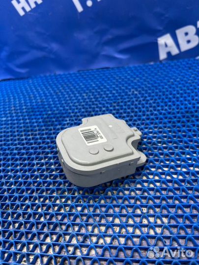 Моторчик заслонок отопителя Chevrolet Aveo T300