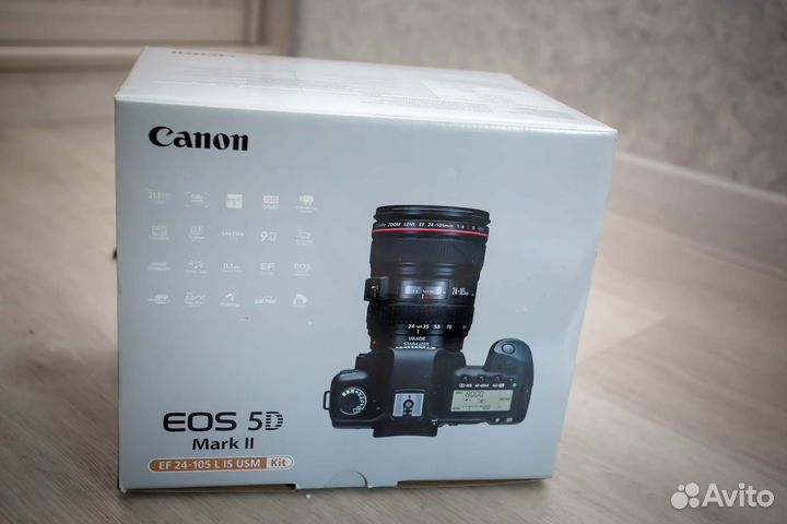 Зеркальный фотоаппарат Сanon 5d Mark 2