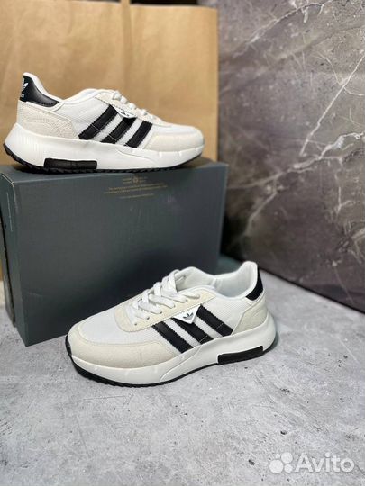 Кроссовки женские adidas 40 р