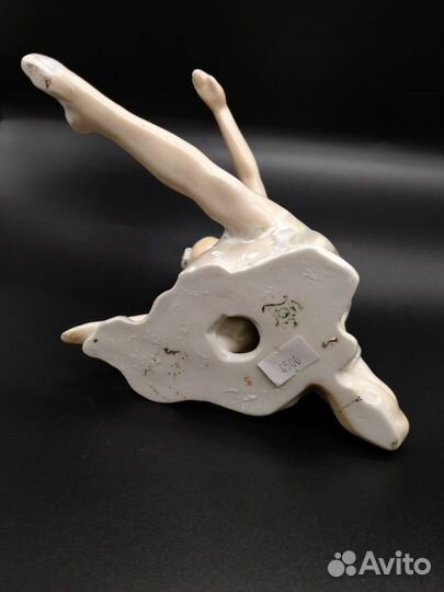 Фарфоровая статуэтка балерины лзфи