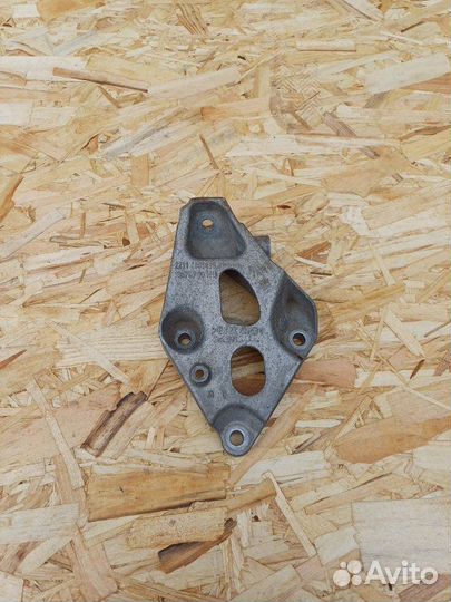 Кронштейн двигателя левый Bmw 3 F30 B48B20A 2017