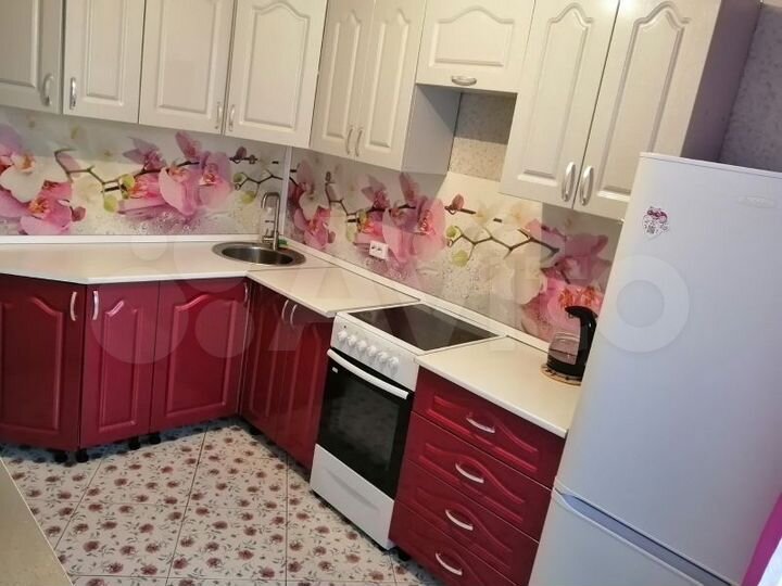 1-к. квартира, 40 м², 1/10 эт.