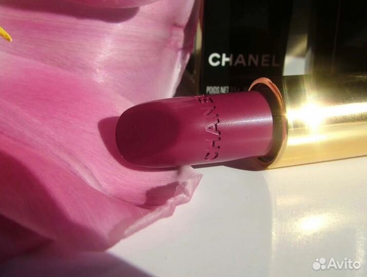 Помада Chanel Rouge Allure - 145 Rayonnante