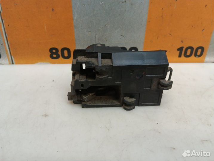 Ручка двери внутренняя правая Nissan Almera N16