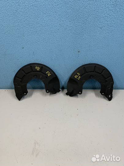 VW Polo пыльник тормозного диска передний