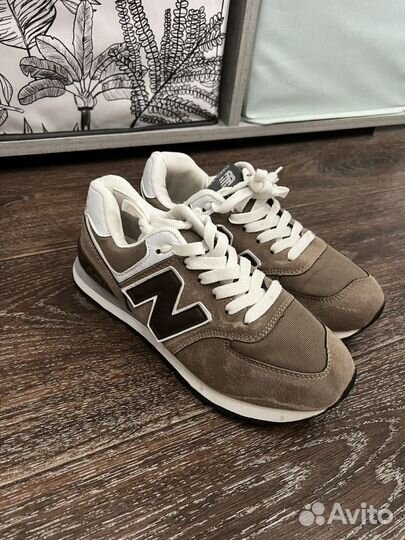 Кроссовки нюбеланс