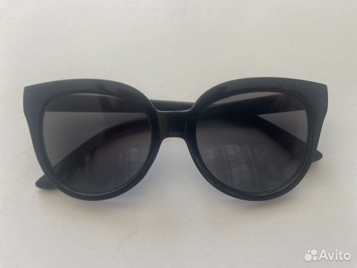 Солнцезащитные очки