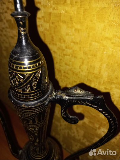 Кувшин из индийской латуни