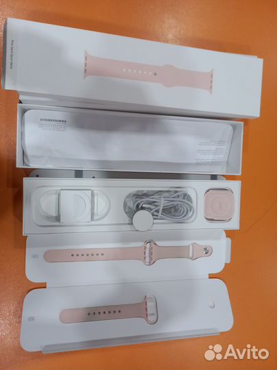 1) Смарт часы Apple (Watch Series 5 44mm)