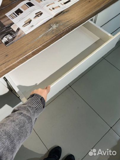 Кухня белая 160 см в наличии