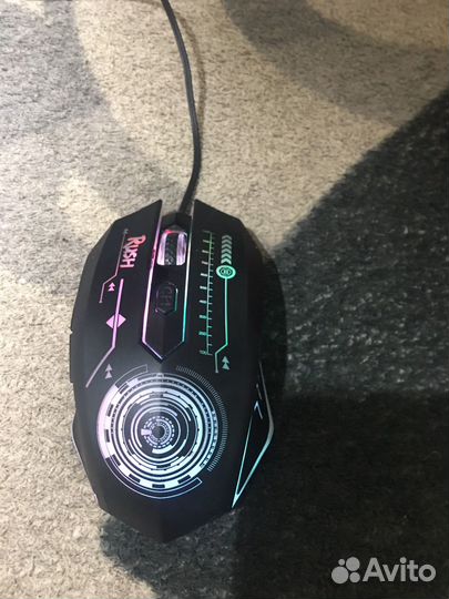 Игровая мышь и коврик