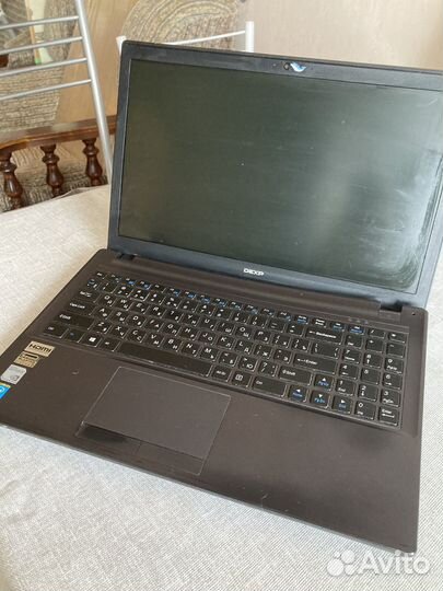 Ноутбус Dexp atlas H115
